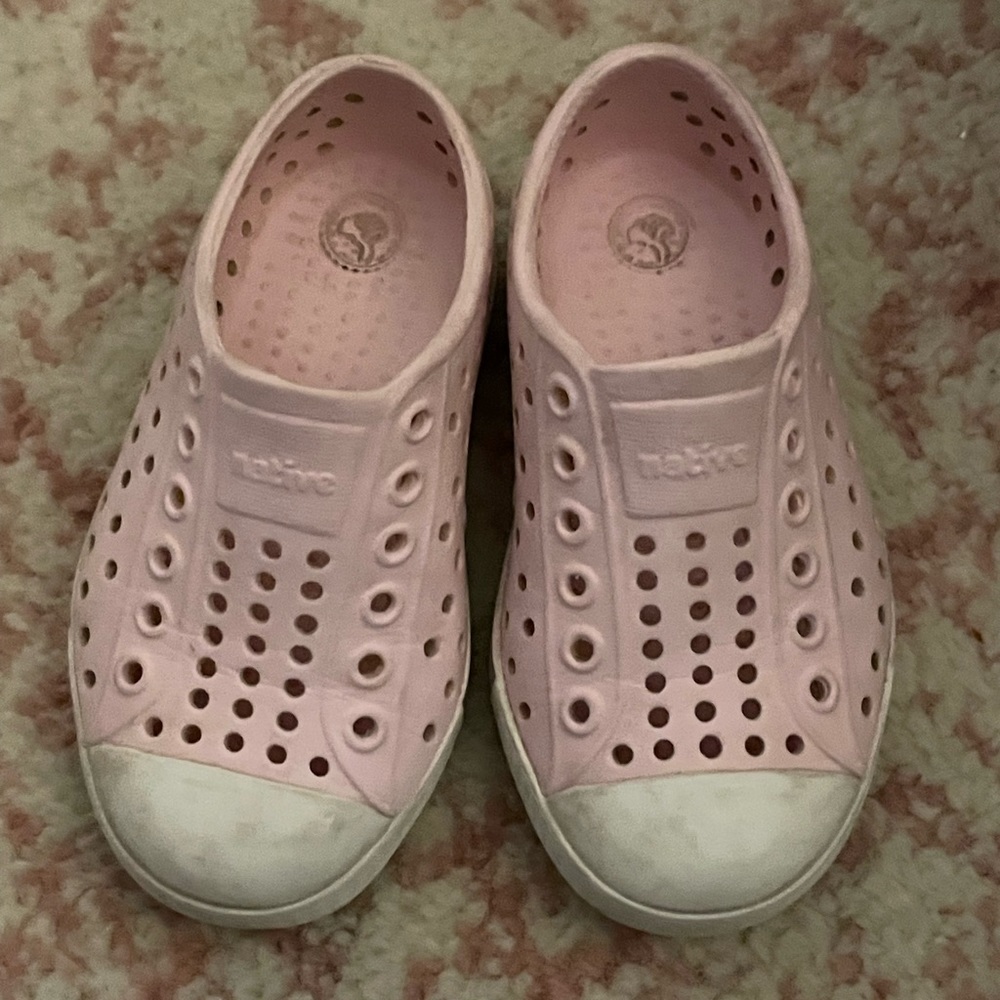 Native Natives Milk Pink Jefferson Little Girl Toddler Shoes, Size 7
